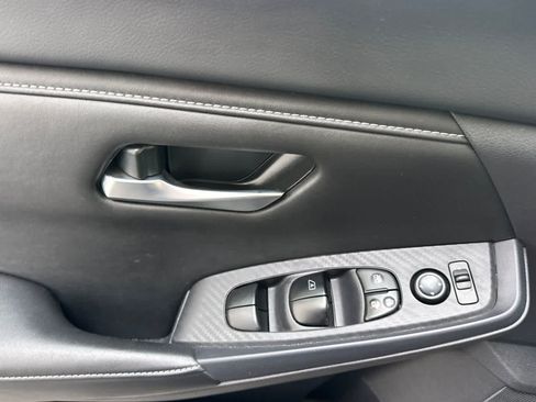 Used 2025 Nissan Sentra SV w/ All-Weather Package FWD image 13