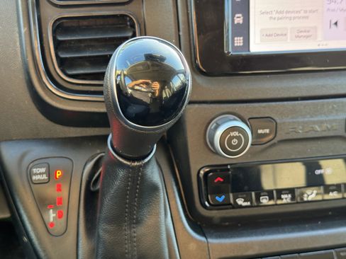 Used 2024 RAM ProMaster 2500 w/ Safety Group image 15