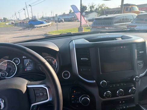 Used 2024 RAM 1500 Big Horn AWD/4WD image 21