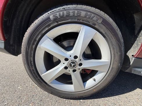 Used 2019 Mercedes-Benz GLE 400 4MATIC w/ Premium 1 Package image 38