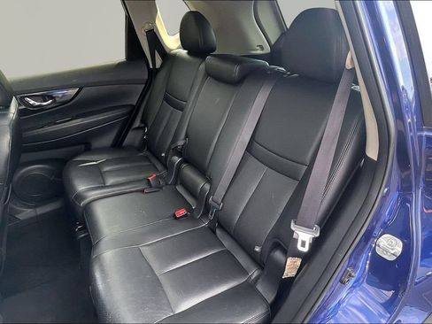 Used 2018 Nissan Rogue SL w/ Premium Package AWD/4WD image 24