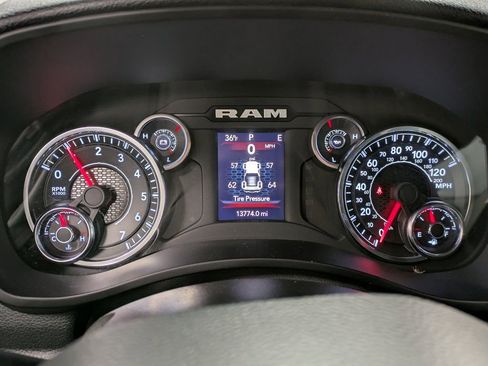 Used 2024 RAM 2500 Big Horn w/ Bed Utility Group image 16