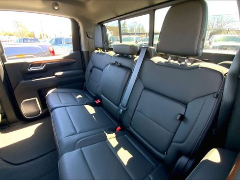 Used 2022 GMC Sierra 1500 Denali w/ Denali Reserve Package AWD/4WD image 21
