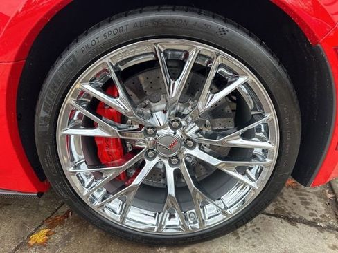 Used 2017 Chevrolet Corvette Z06 image 10