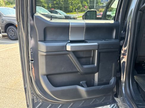 Used 2017 Ford F150 XLT w/ Equipment Group 302A Luxury AWD/4WD image 22