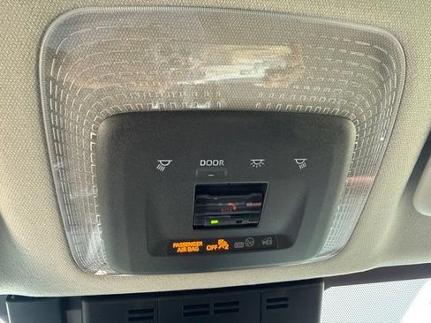 Used 2024 Toyota Prius Prime FWD image 24