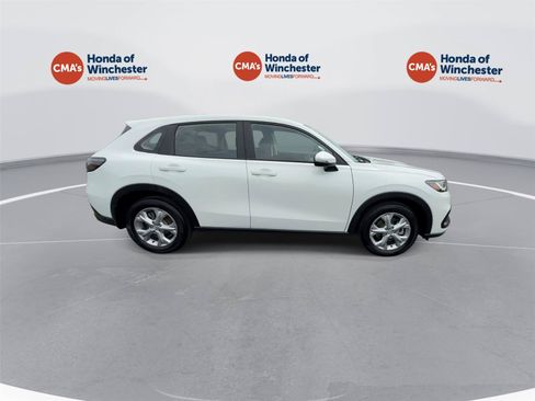 Certified 2025 Honda HR-V LX image 12