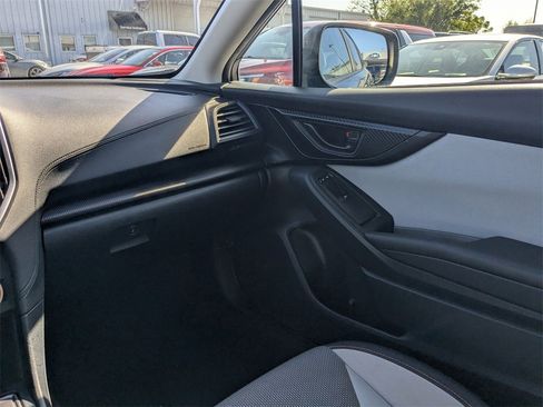 Used 2019 Subaru Crosstrek 2.0i Premium image 15