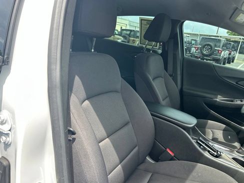 Used 2024 Chevrolet Malibu RS FWD image 20
