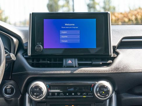 Certified 2025 Toyota RAV4 XLE FWD image 18