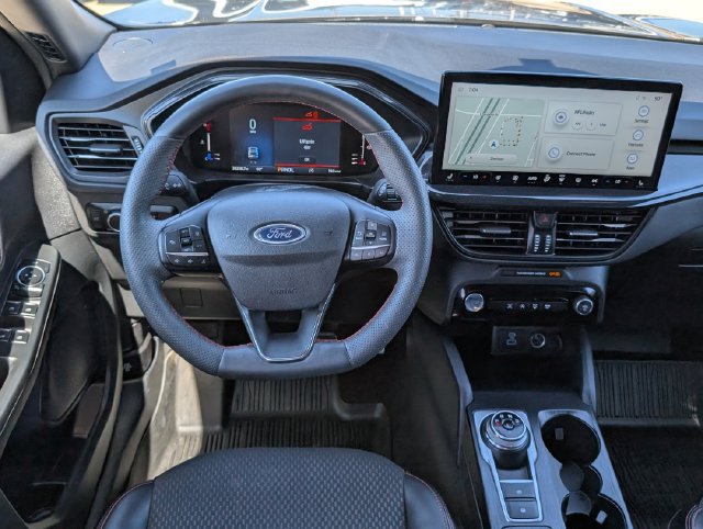 Used 2023 Ford Escape ST-Line w/ Tech Pack #1 AWD/4WD image 38