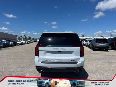 New 2026 GMC Yukon XL Denali Ultimate AWD/4WD image 6