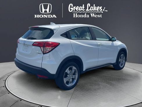 Used 2017 Honda HR-V LX image 5