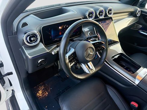 Used 2025 Mercedes-Benz GLC 43 AMG 4MATIC image 25