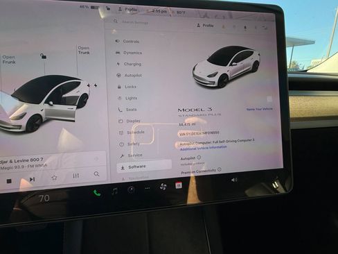 Used 2021 Tesla Model 3 Standard Range Plus RWD image 11
