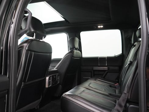 Used 2018 Ford F150 Platinum w/ Equipment Group 701A Luxury AWD/4WD image 16