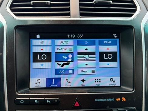 Used 2017 Ford Explorer Limited w/ Equipment Group 301A AWD/4WD image 38