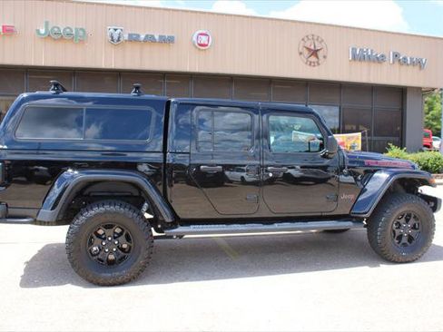 Certified 2020 Jeep Gladiator Rubicon AWD/4WD image 6