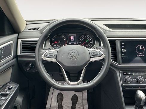 Used 2021 Volkswagen Atlas SE FWD image 12