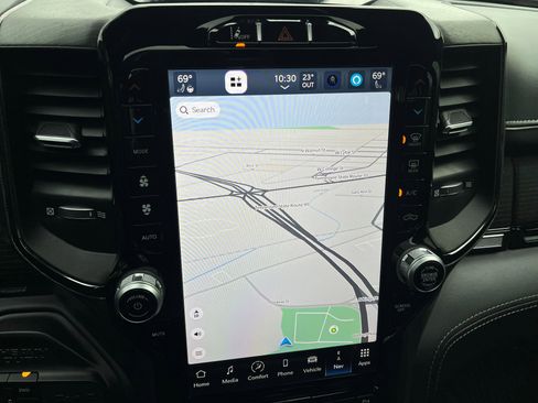 Used 2023 RAM 3500 Limited image 52