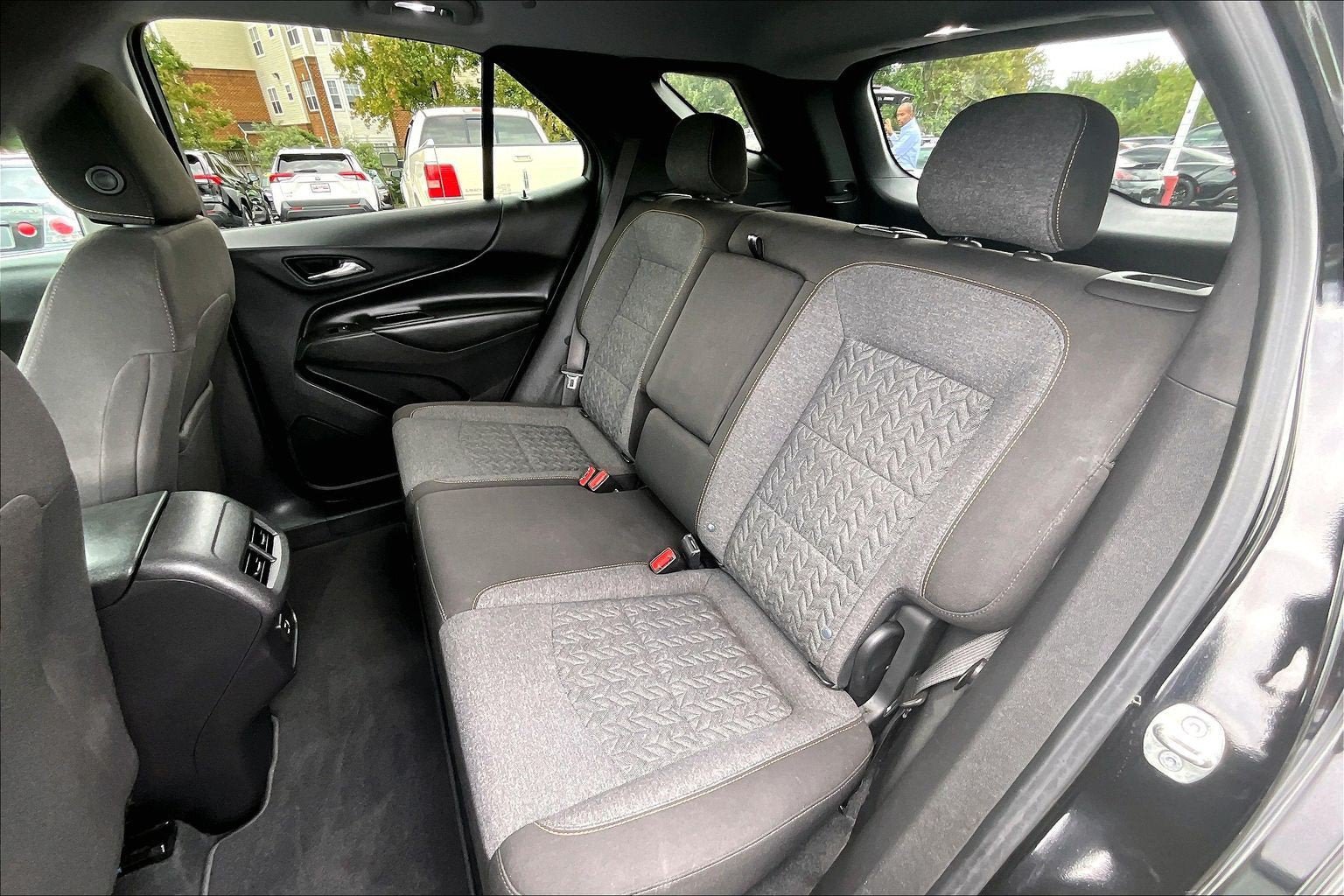 Used 2023 Chevrolet Equinox LT w/ Driver Convenience Package FWD image 24