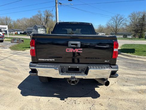 Used 2018 GMC Sierra 2500 SLT AWD/4WD image 4