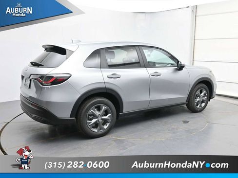 New 2026 Honda HR-V LX image 13