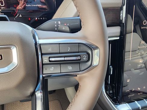 New 2026 GMC Yukon XL Denali image 22