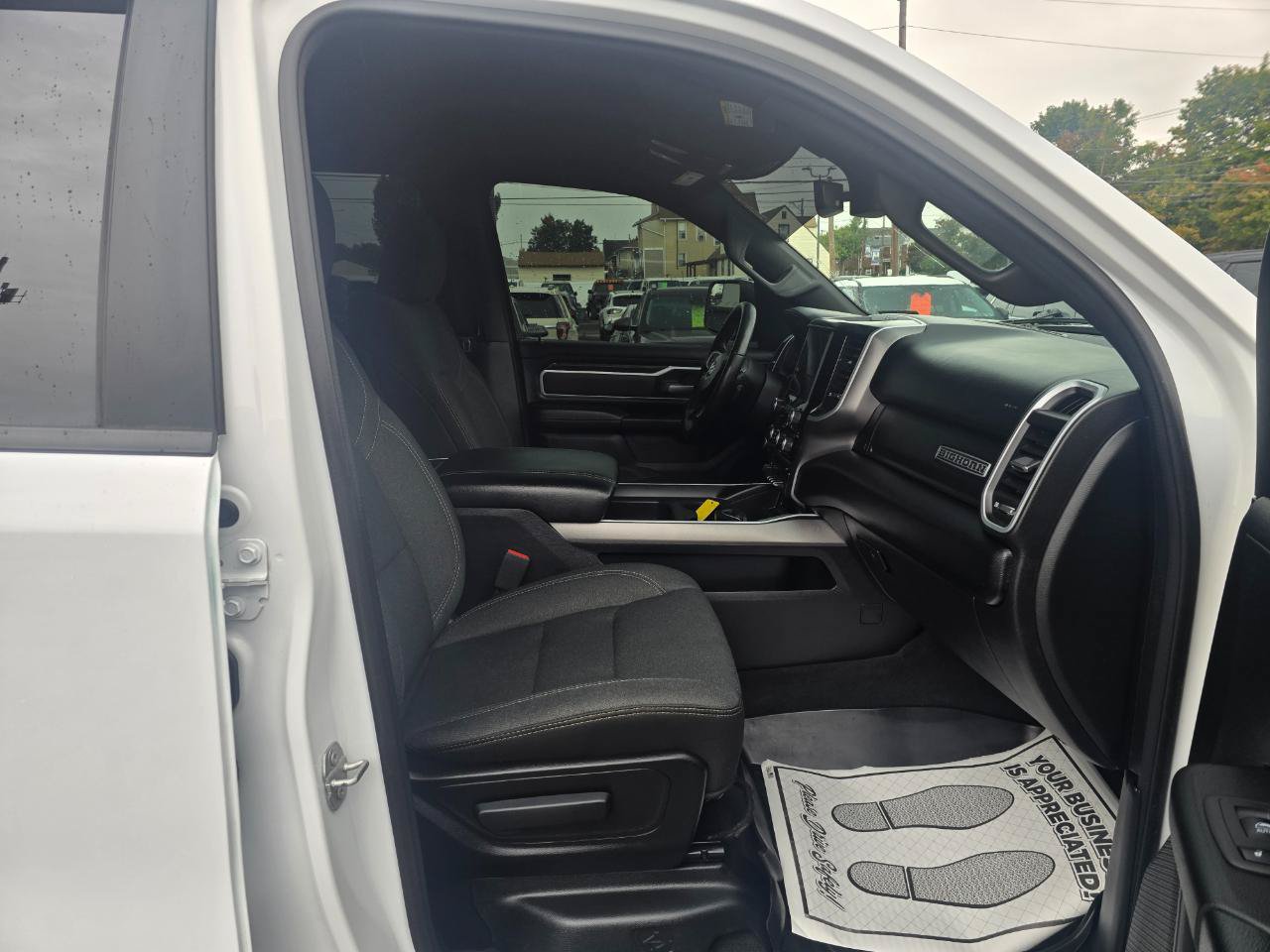 Used 2020 RAM 1500 Big Horn AWD/4WD image 16
