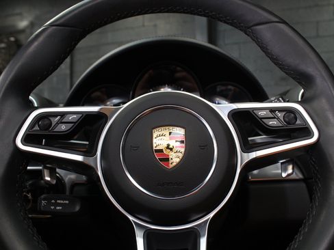 Used 2021 Porsche 718 Boxster w/ Premium Package RWD image 83