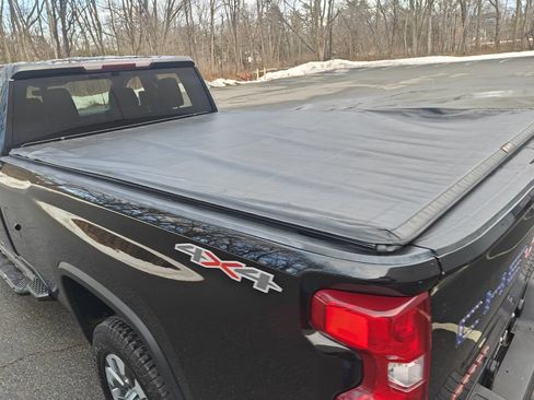 Used 2021 Chevrolet Silverado 2500 Custom image 32