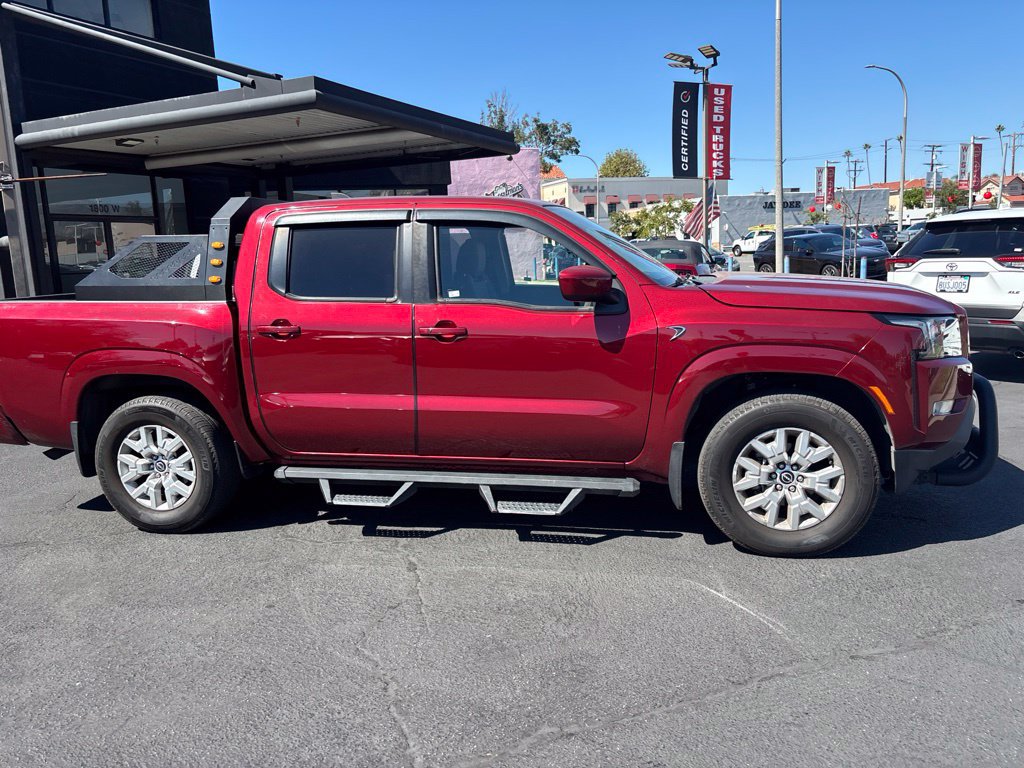 Used 2023 Nissan Frontier SV w/ SV Convenience Package RWD image 3