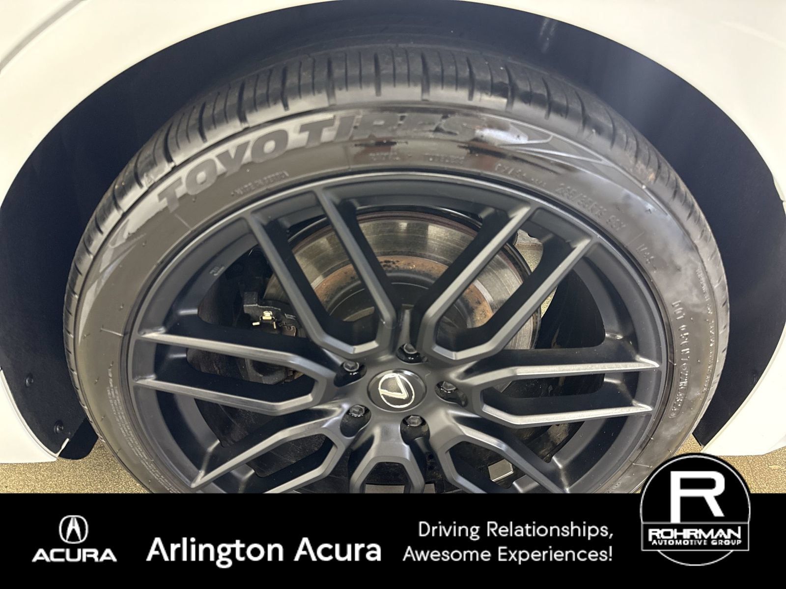 Used 2024 Lexus IS 500 RWD image 5