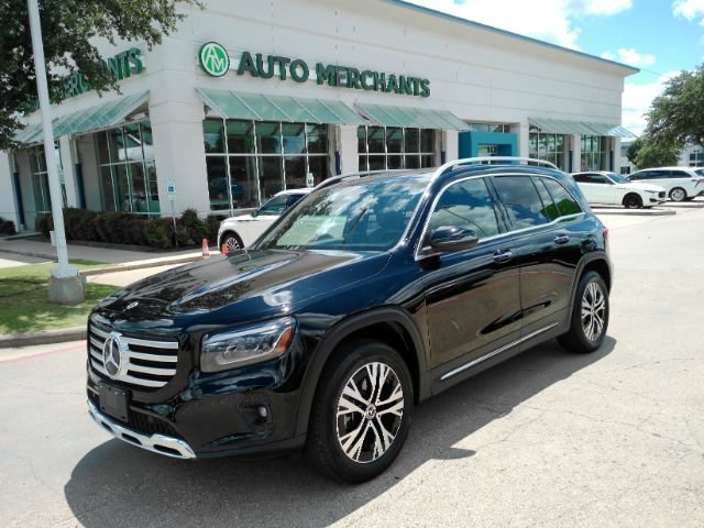 Used 2024 Mercedes-Benz GLB 250 w/ Driver Assistance Package image 1