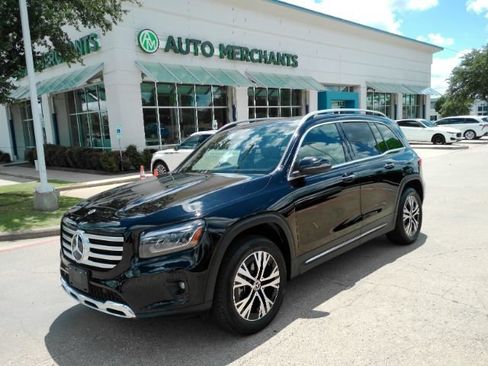 Used 2024 Mercedes-Benz GLB 250 w/ Driver Assistance Package image 1