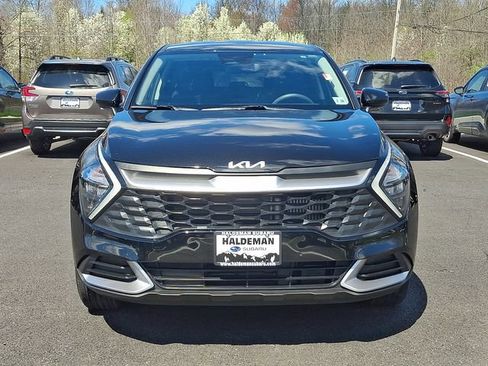 Used 2023 Kia Sportage LX AWD/4WD image 2