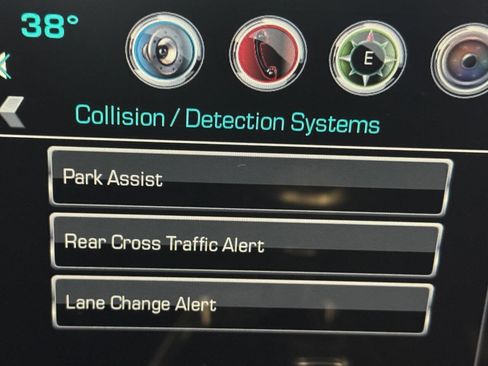 Used 2016 Chevrolet Camaro SS image 26