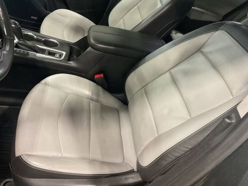 Used 2018 Chevrolet Equinox Premier AWD/4WD image 10