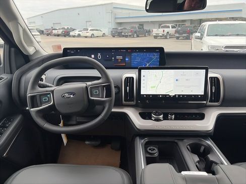 New 2026 Ford Expedition Max Active image 14