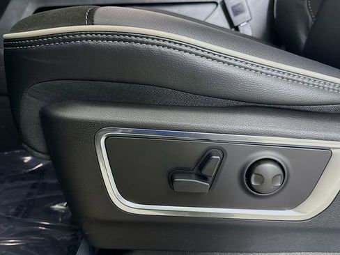 New 2026 RAM 1500 Laramie AWD/4WD image 20