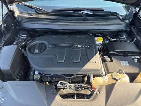Used 2022 Jeep Cherokee Trailhawk w/ Sound & Nav Group AWD/4WD image 14