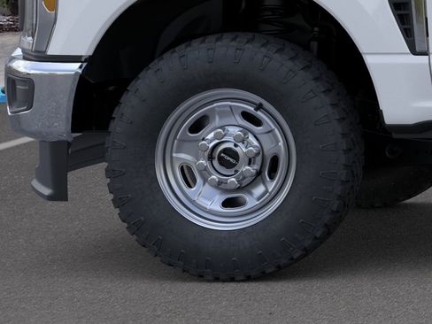 New 2026 Ford F250 XL w/ 360-Degree Camera Package AWD/4WD image 19