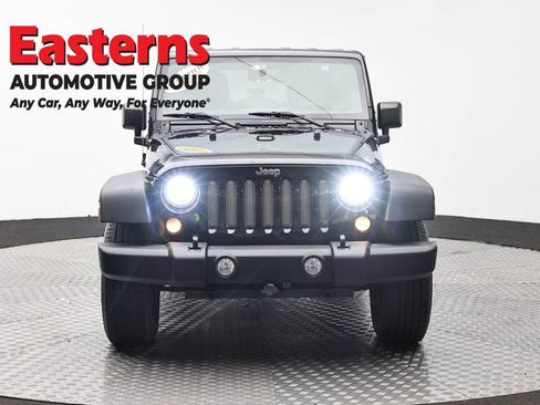 Used 2016 Jeep Wrangler Unlimited Sport w/ Quick Order Package 24S AWD/4WD image 2