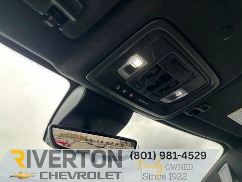 Used 2024 GMC Sierra 3500 Denali Ultimate AWD/4WD image 13