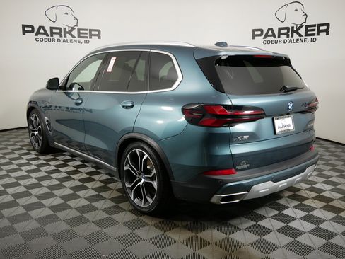 Used 2024 BMW X5 xDrive50e w/ Parking Assistance Package image 7