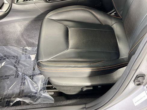 Used 2023 Subaru Crosstrek 2.5i Limited w/ Moonroof Package image 18