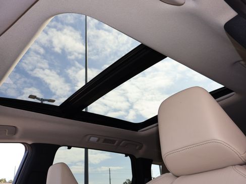 Certified 2023 INFINITI QX60 Sensory w/ Cargo Package image 5