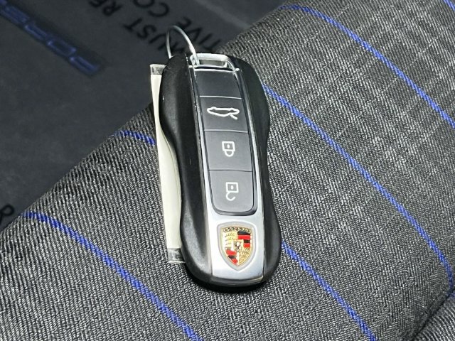 Certified 2026 Porsche 911 Carrera T RWD image 43