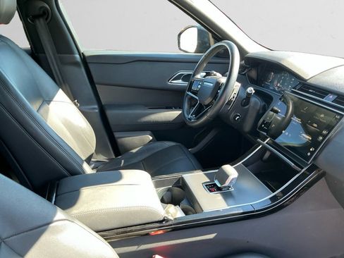 Used 2025 Land Rover Range Rover Velar Dynamic SE AWD/4WD image 15