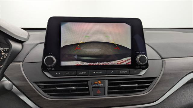 Used 2025 Nissan Altima 2.5 SV FWD image 27